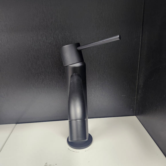 Aquabrass Treemme Single Hole Matte Black Faucet Floormodel Clearance Sold as is (153)