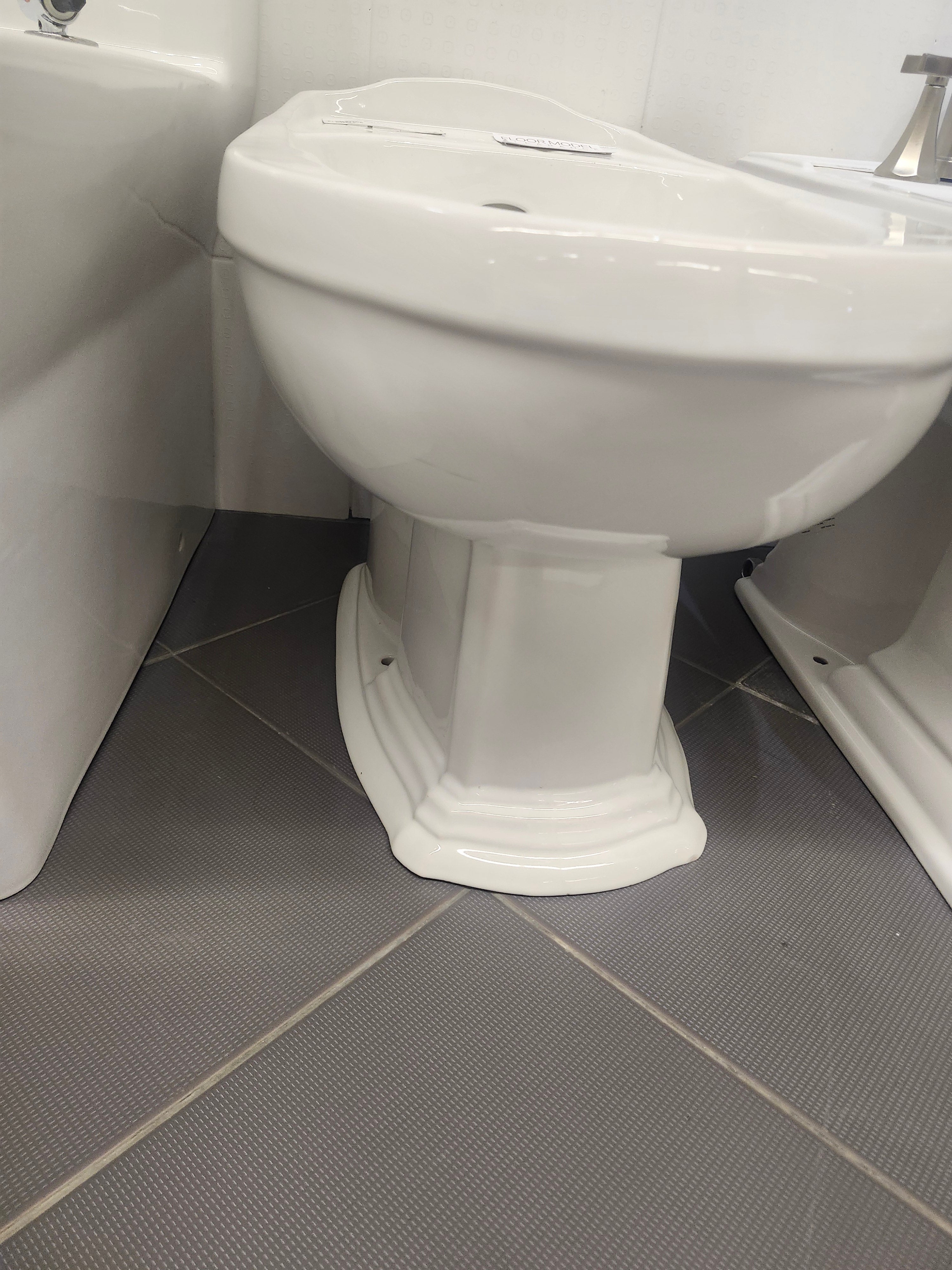 Kohler Portrait White Bidet (as is)