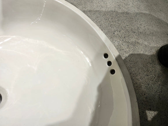 Undrmount Clearance Floormodel as In Bathroom Sink