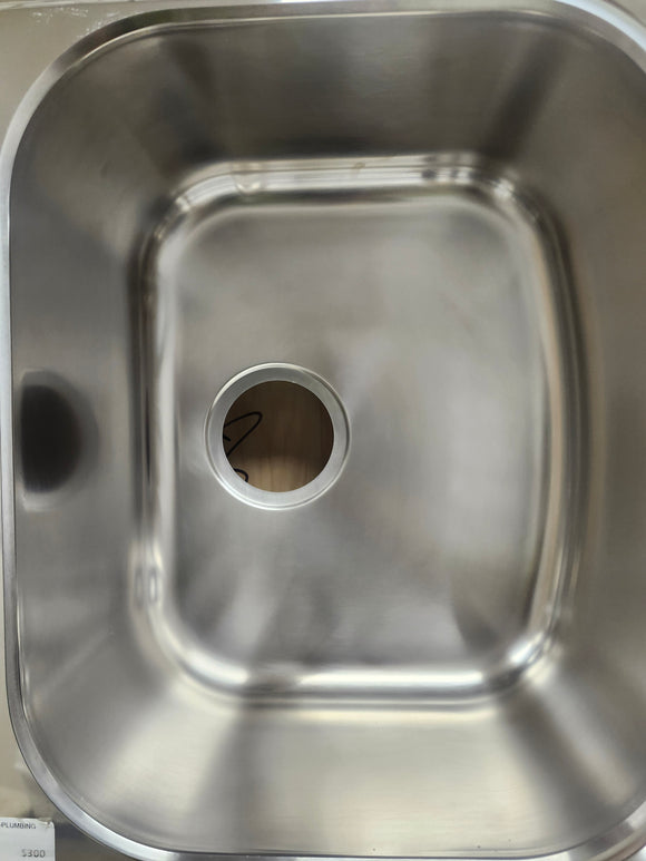 Undermount Stainless Steel Kitchen Sink 2 Bowl 38 1/4 x 21 1/4 With basket Floormodel Clearance As is