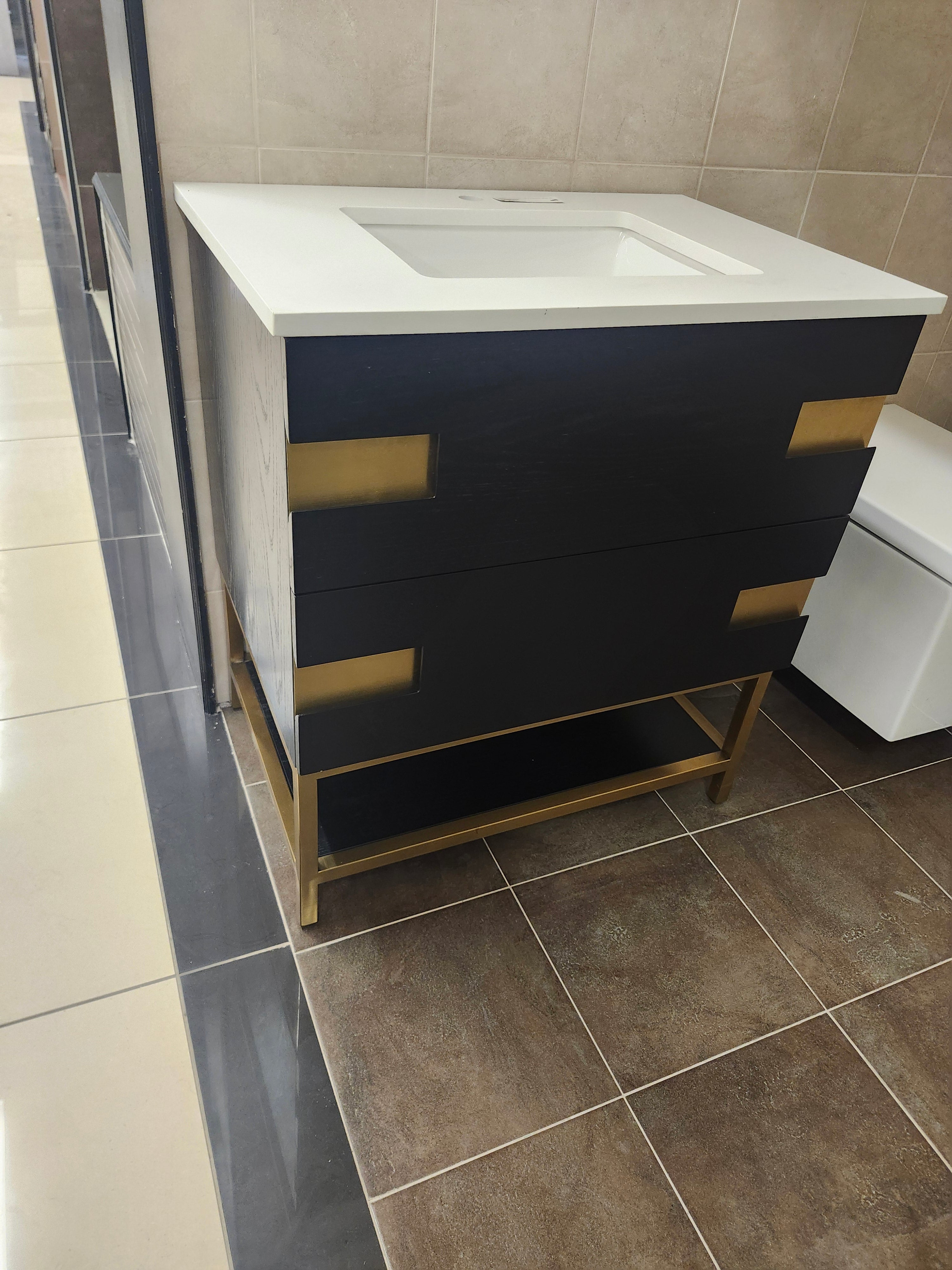 30" Aura Vanity with Countertop Combo (as is)