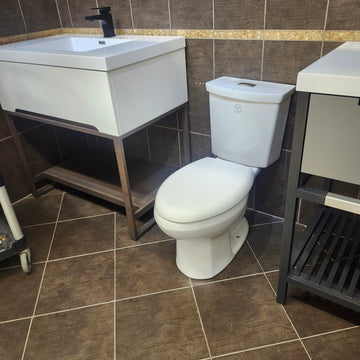 American Standard H2O 2pc Toilet 4133A218020 3706216020 Floormodel Clearance as is - 0