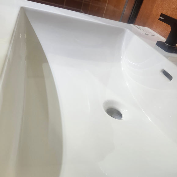 24" Vida Elements Vanity and Countertop Combo with Mirror (as is) j3