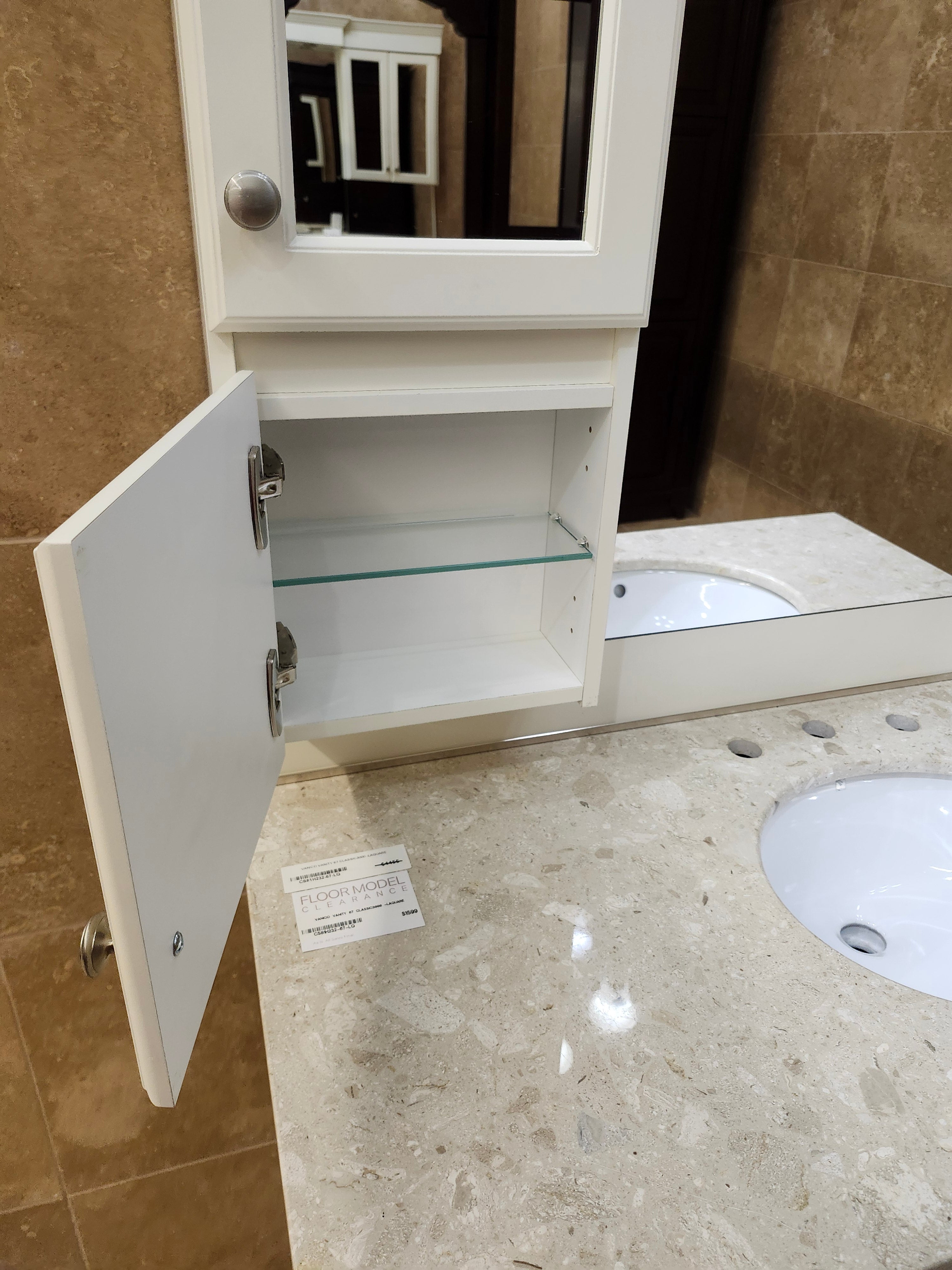 67" Vanico Classic 3000 Vanity Combo (as is)
