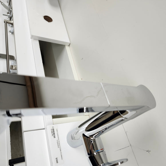 Grohe Kitchen Faucet With Extendable Faucet Head Floormodel Clearance as is Chrome
