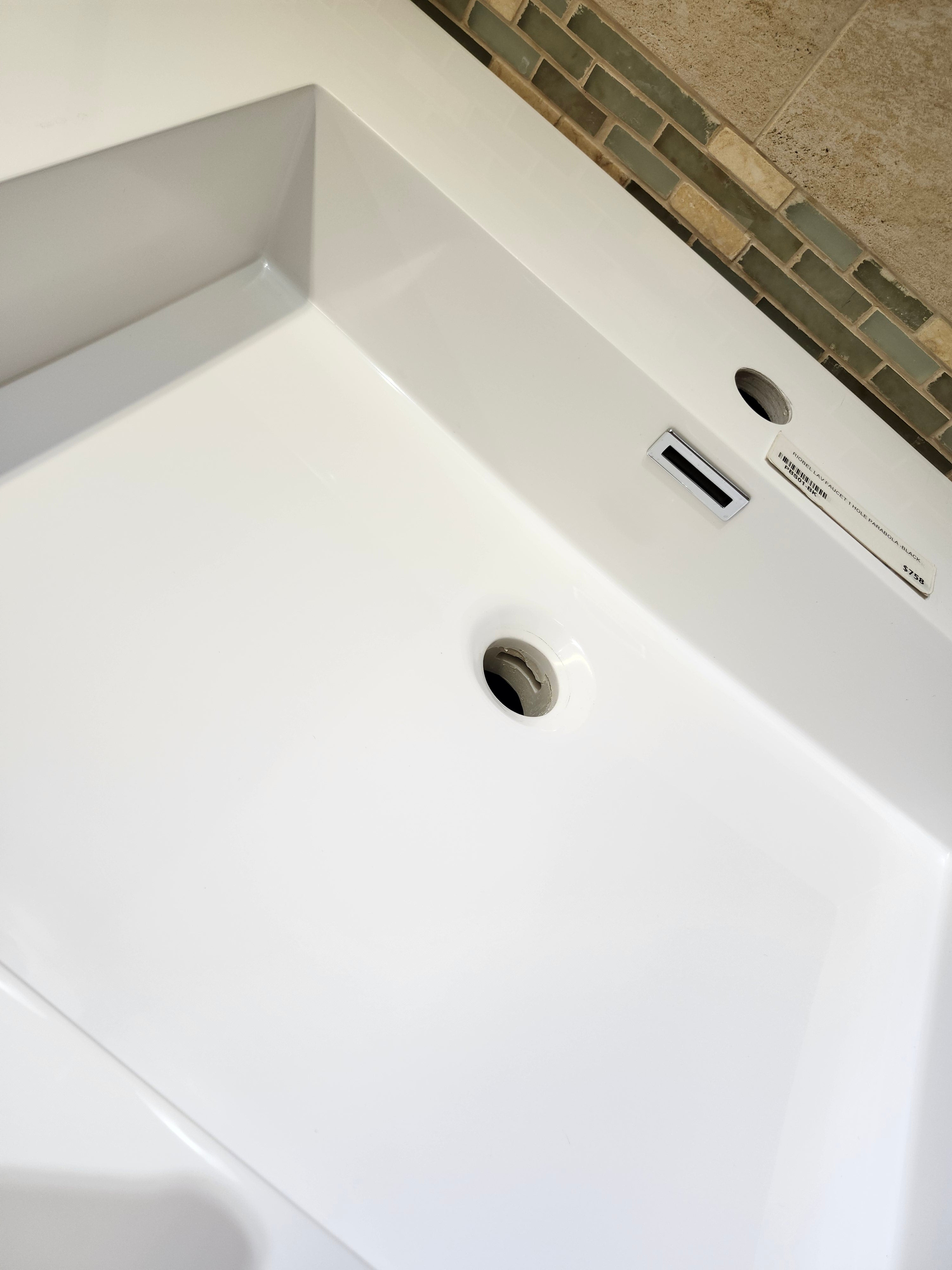 Vida Turin 37" White/Black Vanity with Countertop Combo (as is)