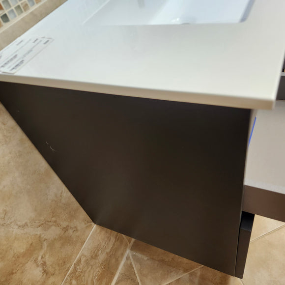 Ico 31 x 18 Coda Wallmount Vanity With Countertop Sink Combo Floormodel Clearance Sold As Is (H10)