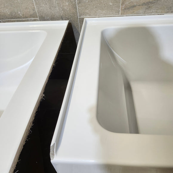 Produits Neptune 60 x 30 Pia Right Hand Alcove Bathtub with Skirt Floormodel Clearance as is m10