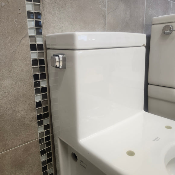 Duravit Starck One Piece Toilet No Seat Floormodel Clearance (I16)