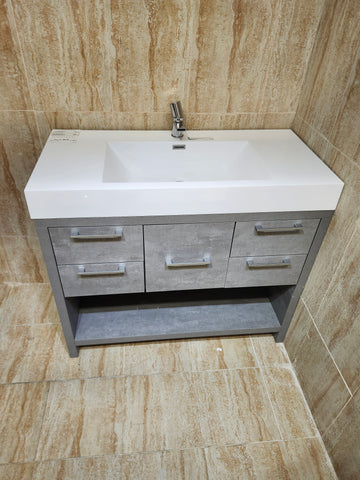 Vero Aura Vanity 39 x 18 Base and Countertop Combo 42