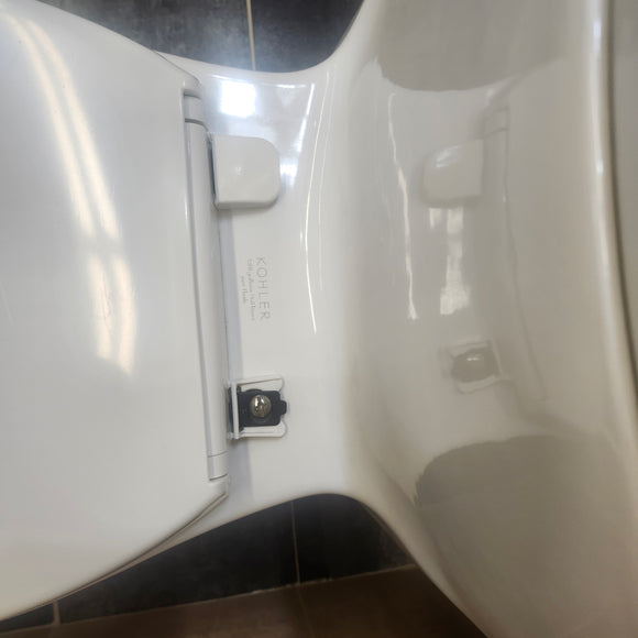 Kohler Cimarron 1pc Skirted Toilet Comfort Height White K3619 Floormodel Clearance As Is (H17)