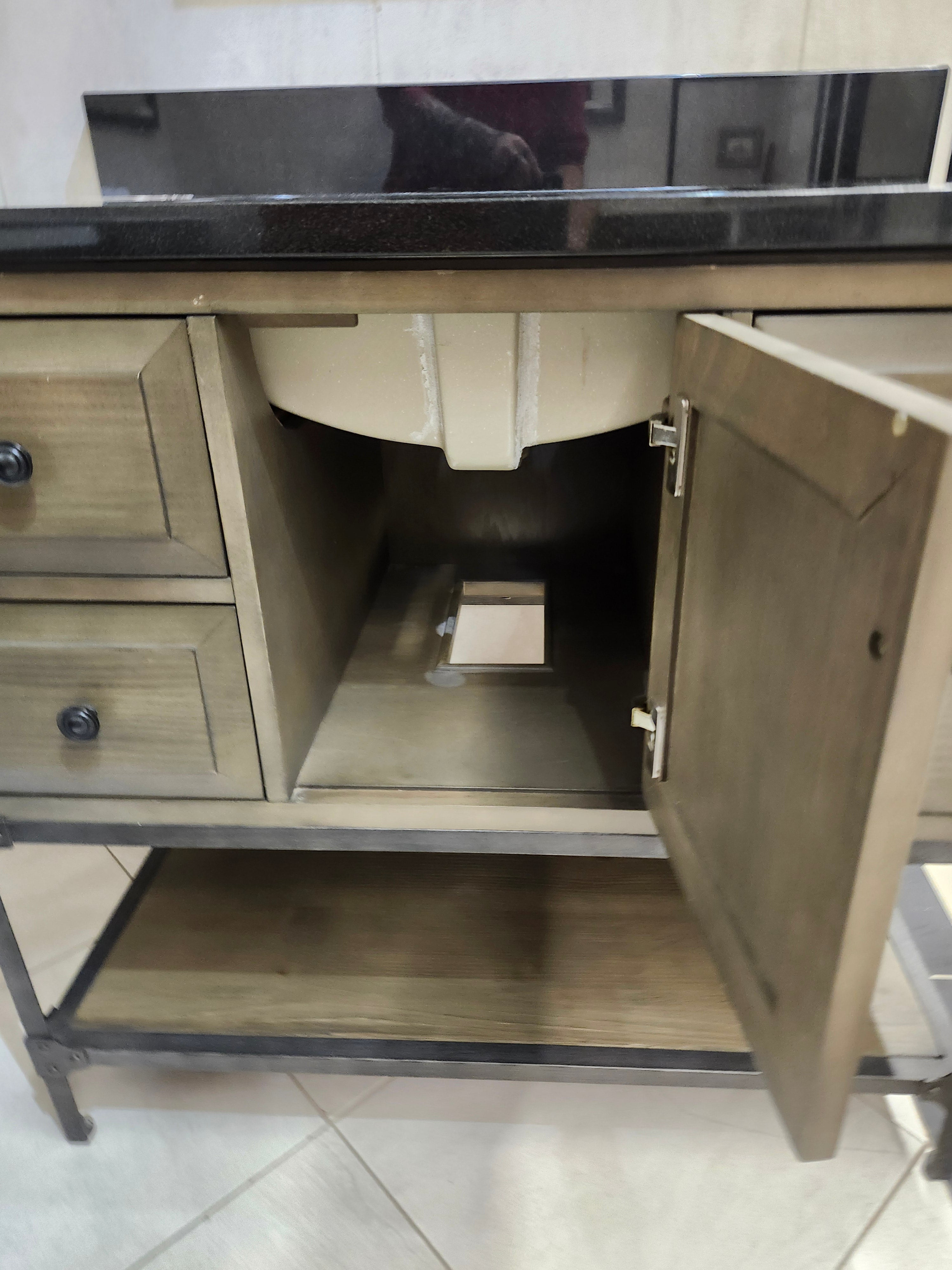 36" Fairmont Toledo Vanity & Countertop Combo with Mirror (as is)