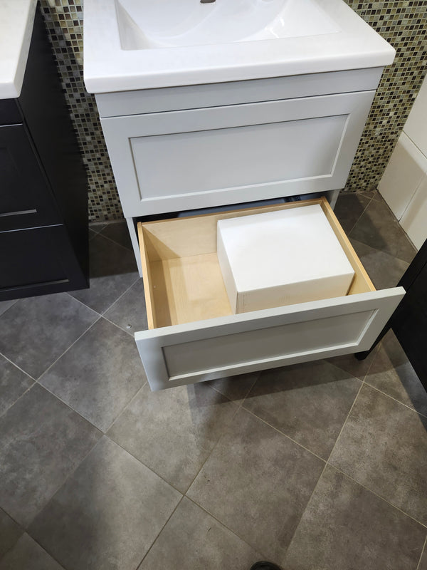 24" Dezign Market Shaker Vanity & Countertop Combo with Mirror (as is)