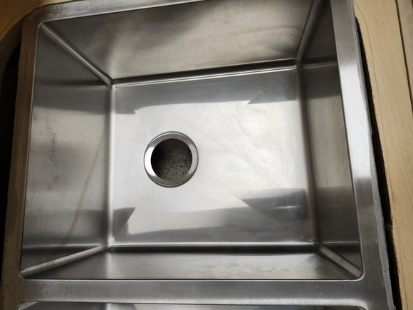 Franke 29 x 18 Kitchen Sink Stainless Steel 2 Bowl Undermount Compact CPX120 Floormodel Clearance As is