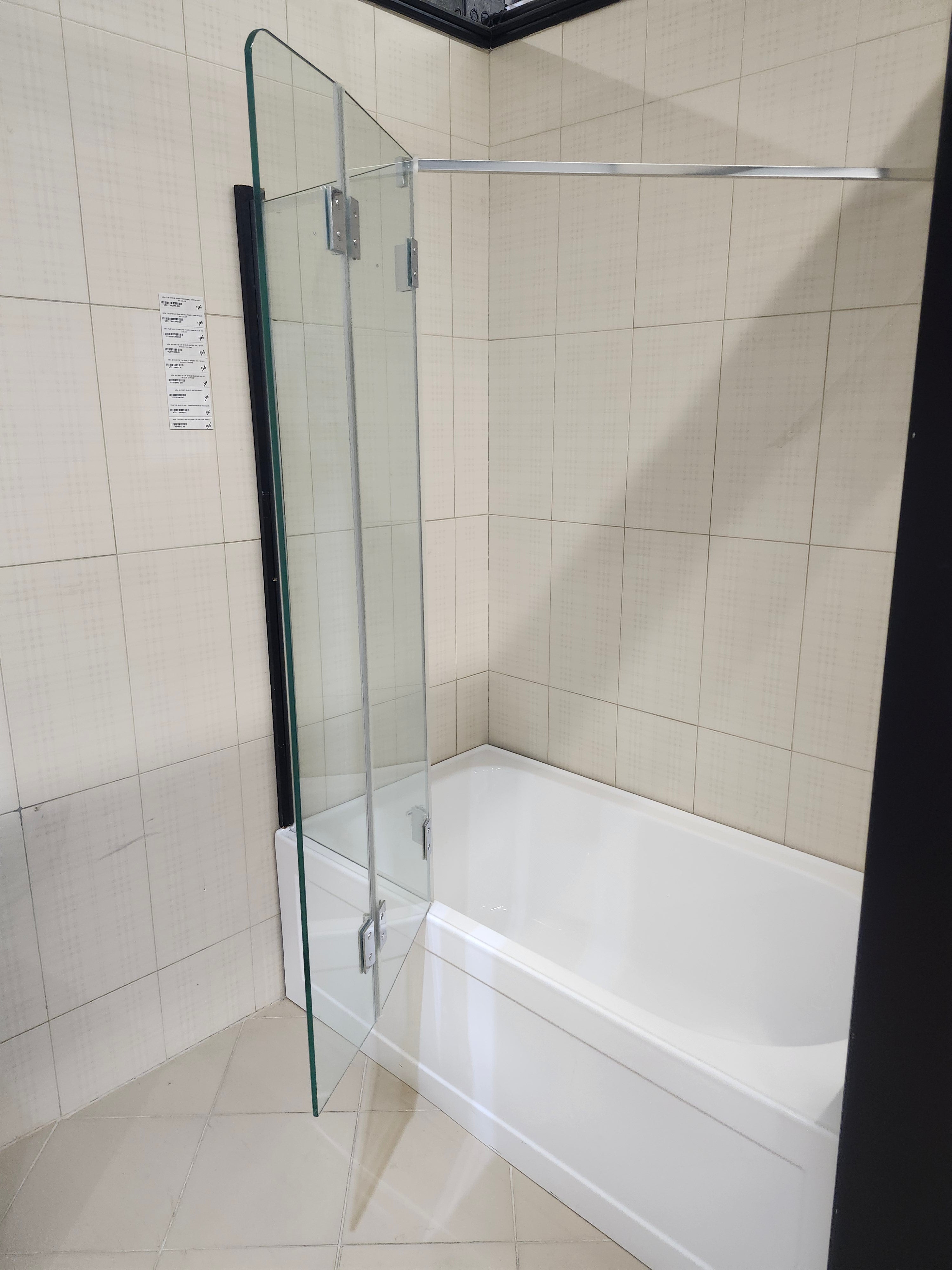 Modus Tub Door 60" high and 60x32 built in vida bathtub (as is)